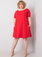 Červené volné šaty nadměrné velikosti