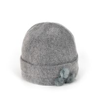 Módní dámský klobouk šedý