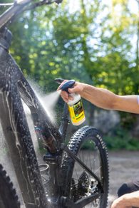 Přírodní čistič kol RM 640N (koncentrát) eko, 500ml 6.296-289.0