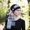 Jemná květinová šála černá