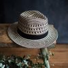 Dámský letní elegantní klobouk - černobílý