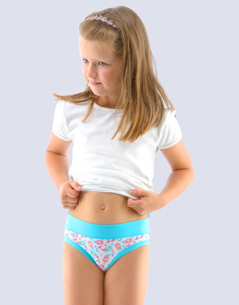 GINA dětské kalhotky klasické dívčí, úzký bok, šité, s potiskem 20021P -  korálová bílá | GINA | dětské a dívčí kalhotky | dívčí spodní prádlo, Dětské  spodní prádlo, Dětské | Perfektní Prádlo.cz