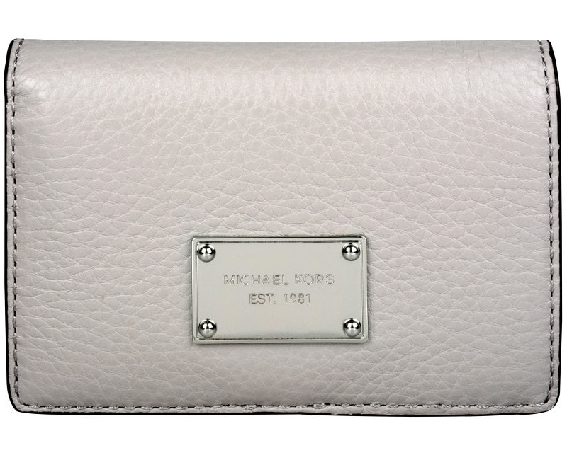 Elegantní kožená peněženka Michael Kors Slim Walltet Leather - světle šedá  38S4XTTE2L-2 | Michael Kors | dámské peněženky | peněženky, Doplňky |  Perfektní Prádlo.cz | Pohodlné noční prádlo, župany a spodní prádlo pro Váš  perfektní den!