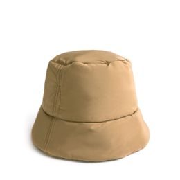 Zimní klobouk - světlebéžový