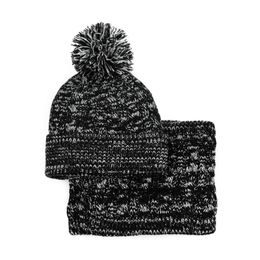 Čepice, nákrčník - černobílá