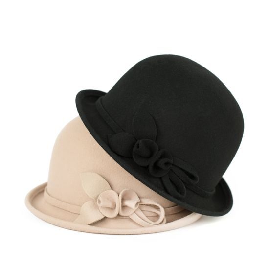 Béžový dámský klobouk