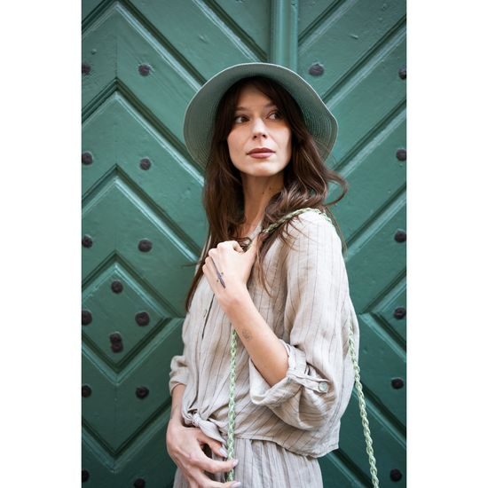 Lehký a vzdušný klobouk