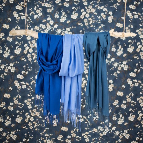 Jemný šál oranžový