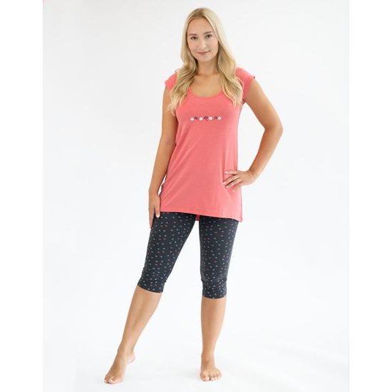 Dámské pyžamo 3/4 dámské, 3/4 kalhoty, šité, s potiskem Pyžama 2024 19154P - tomato tm. šedá