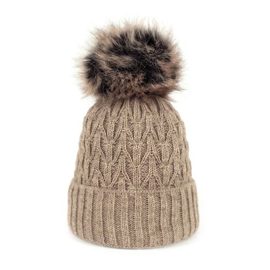 Čepice bordó s bambulí