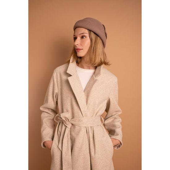 Zdobený klobouk - světlebéžový