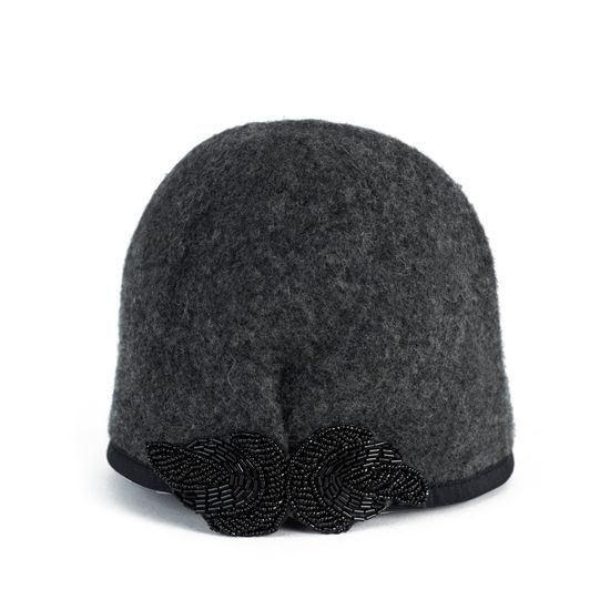 Dámský podzimní klobouk s černou mašlí tmavě šedý