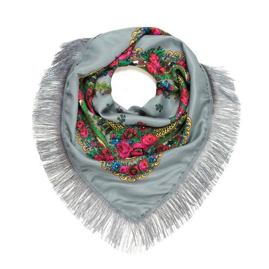 Šedý folkový šátek s dlouhými třásněmi