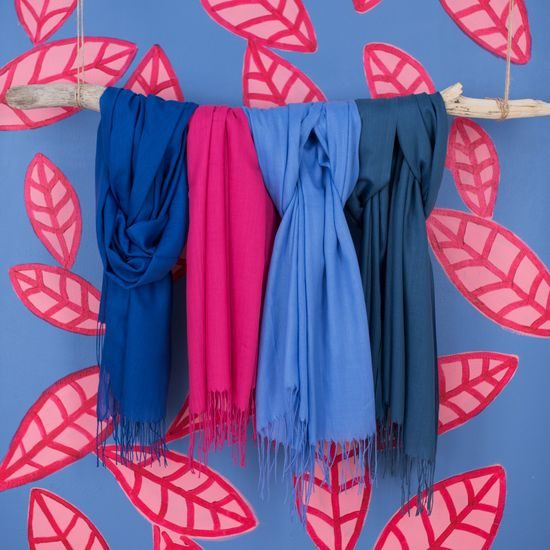 Jemný šál oranžový