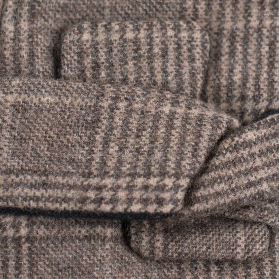 Červenočerné kostkované rukavice