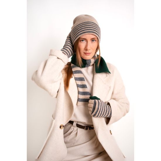 Čepice, úzká šála a rukavice - vícebarevná