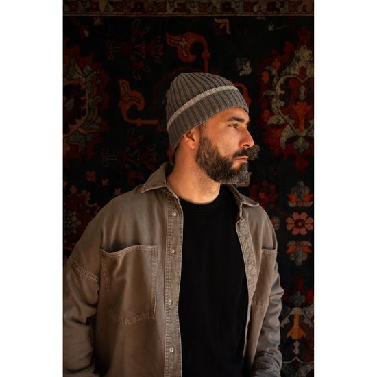 Čepice Dylan - světlešedá