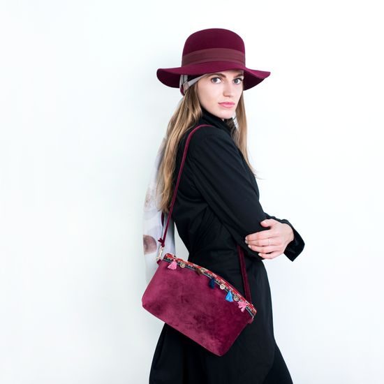 Boho taštička zelená