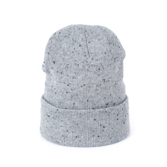 Minimalistická šedá čepice