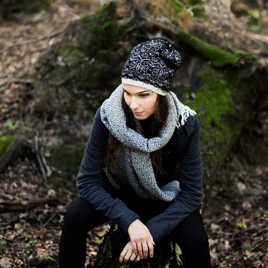 Šmoulí čepice s kometou šedá