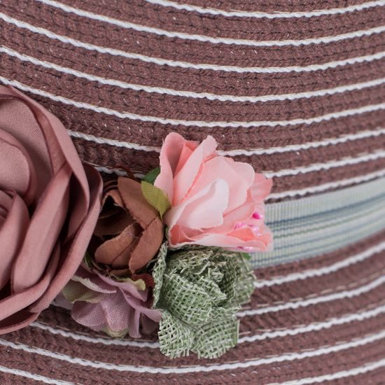 Pruhovaný klobouk s růžemi