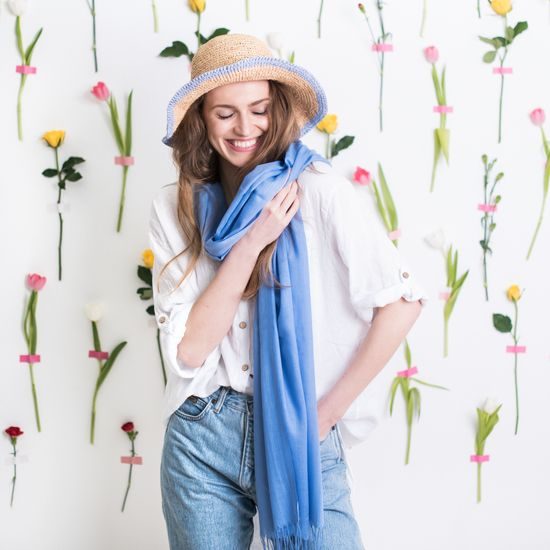 Jemný šál oranžový