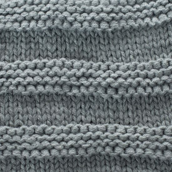 Zimní čepice černá nekousavá