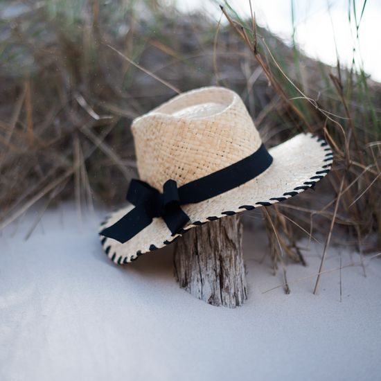 Klobouk letní dámský s černou mašlí