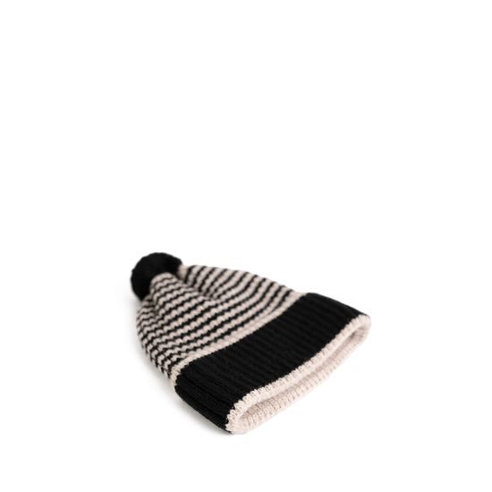 Čepice Sabi - černá