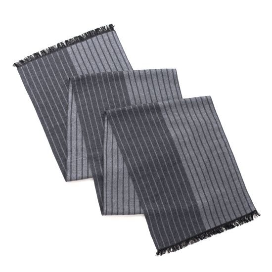 Zimní šála s pruhy šedá