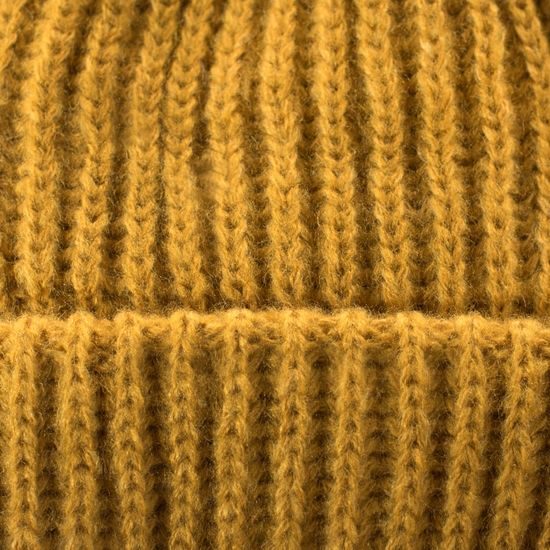 Zimní čepice s bambulí, červená