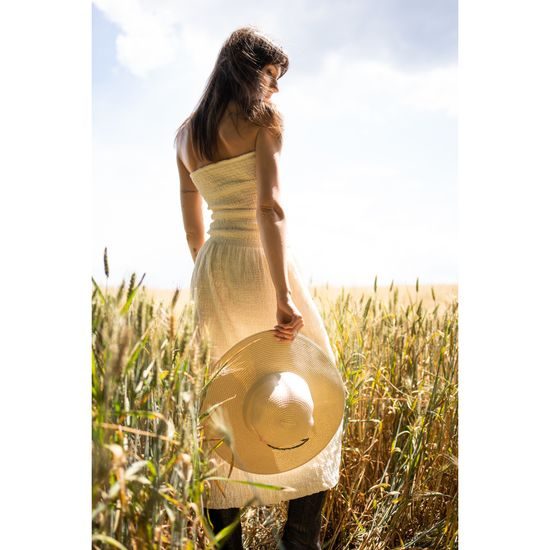 Letní klobouk se zdobeným lemem - béžová