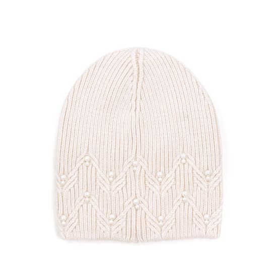 Čepice s tmavými perličkami šedá