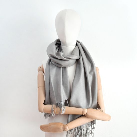 Klasická elegantní šála tmavě modrá