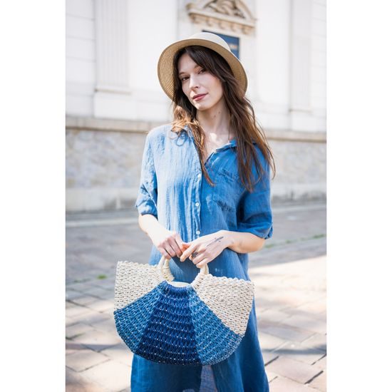 Klobouk se zdobeným lemem