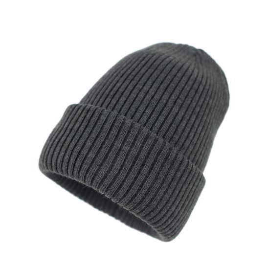 Dámská streetová čepice černá