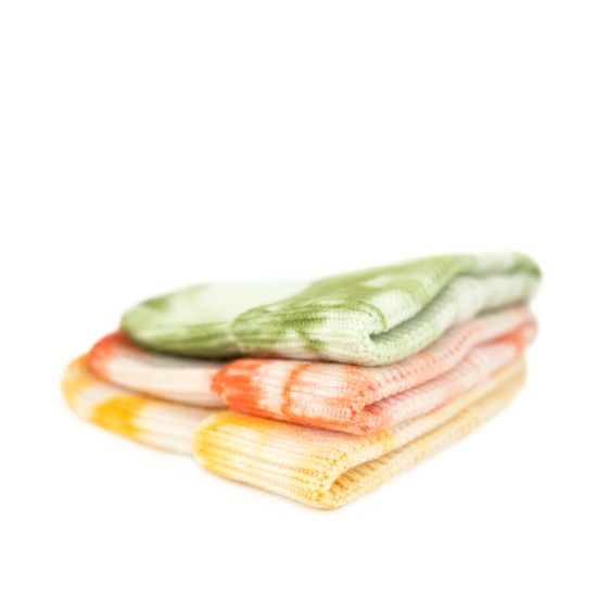 Zimní čepice pro děti oranžovo-bílá