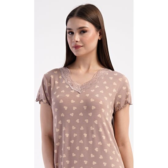 Dámská noční košile s krátkým rukávem Srdíčka - bílá káva