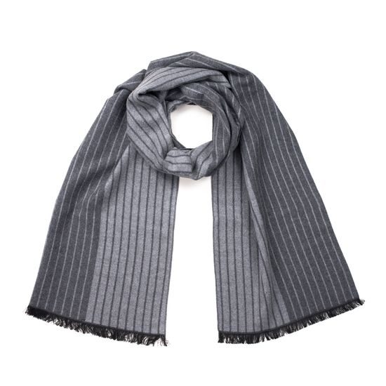 Zimní šála s pruhy šedá