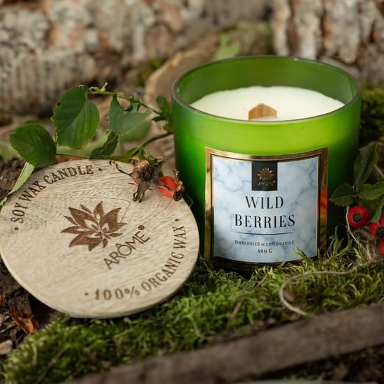 ARÔME Svíčka 400 g s dřevěným knotem a víčkem, Wild Berries