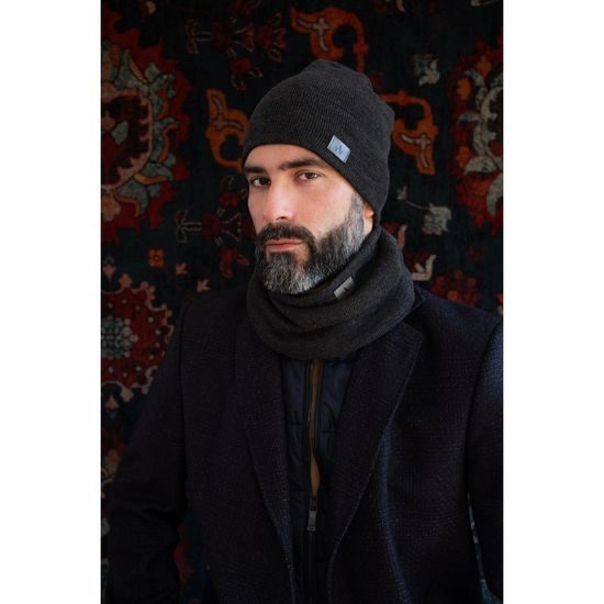 Čepice, tunel - černá