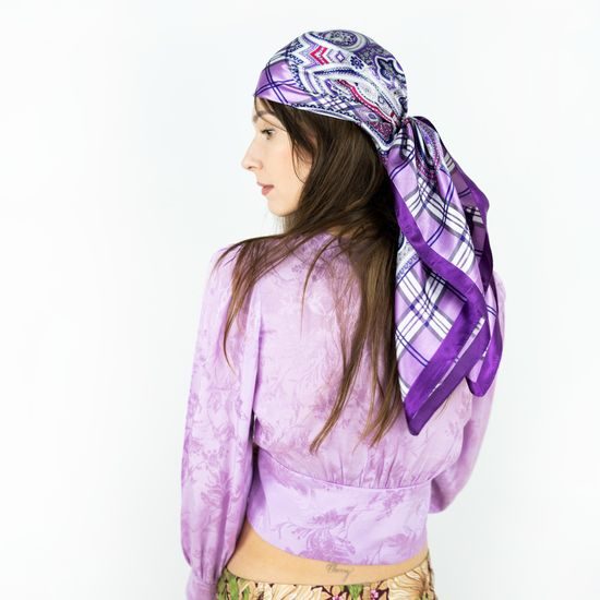 Klasický šátek s elegantními motivy - oranžový