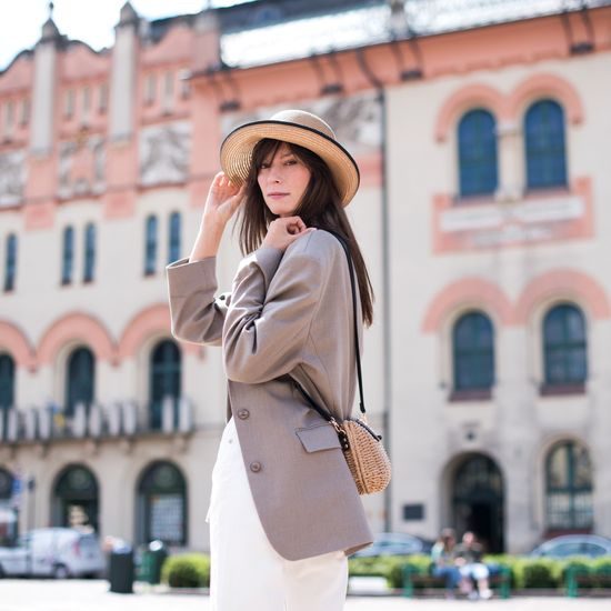 Klobouk se širokým lemem