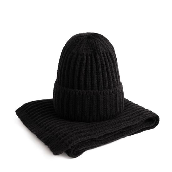 Čepice a šála - černá