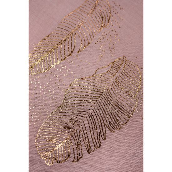 Černý šal s listy