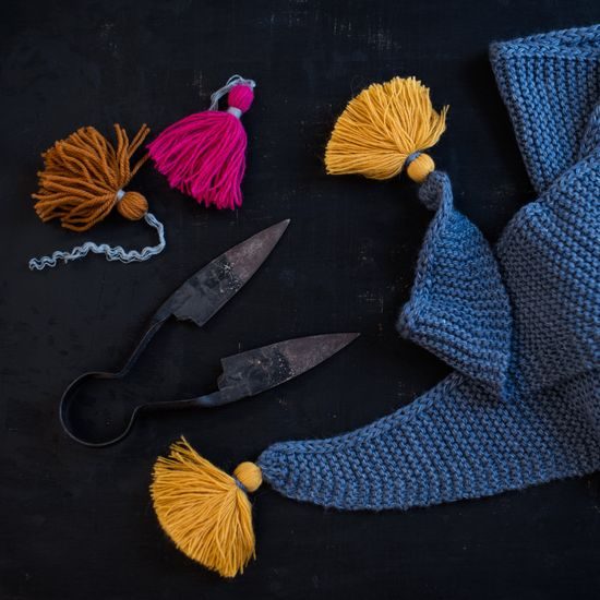 Stylový šátek světlešedý