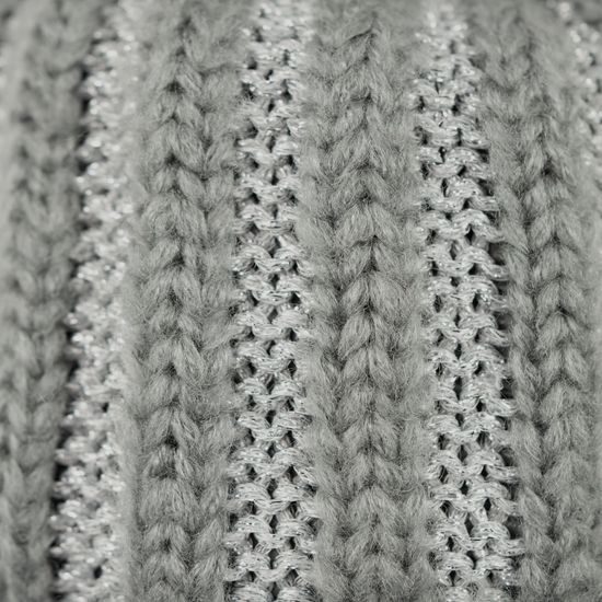 Čepice s bambulí růžová