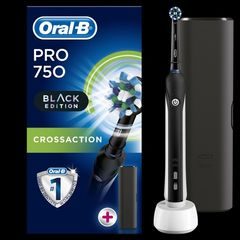 Oral-B PRO 750 CrossAction Black zubní kartáček + cestovní pouzdro