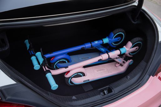 NINEBOT EKICKSCOOTER ZING E8 BLUE - ELEKTRICKÁ KOLOBĚŽKA