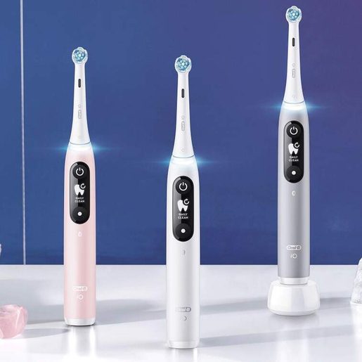 IO6 SERIES GREY OPAL KARTÁČEK ORAL-B